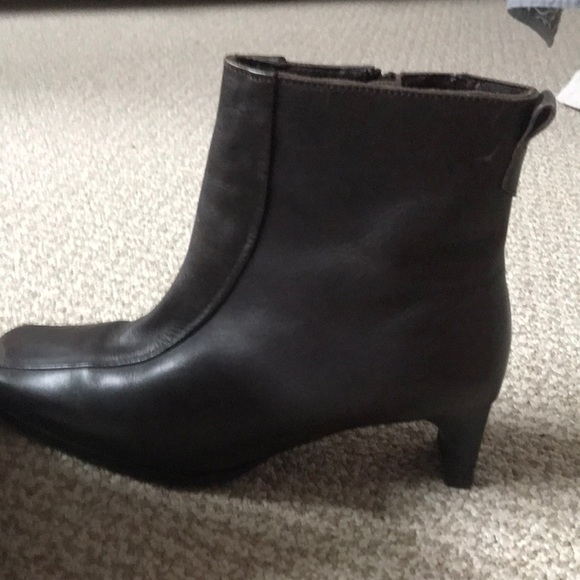 Brown Fall Boots - Picture 6 of 6